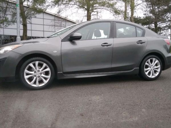 Mazda Mazda3 Saloon, Diesel, 2011, Grey