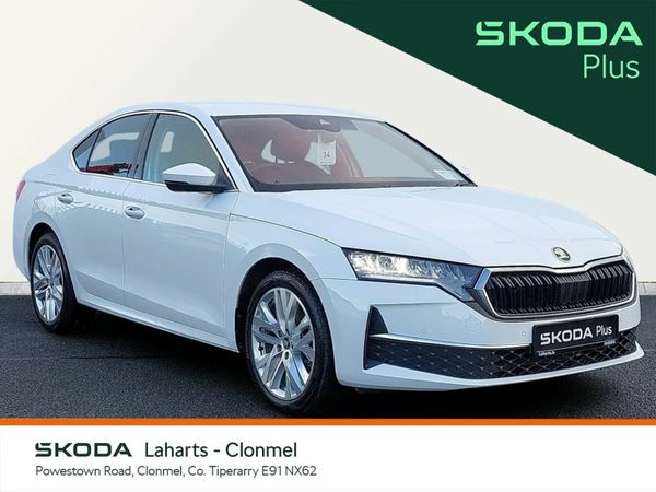 Skoda Octavia Saloon, Diesel, 2025, White