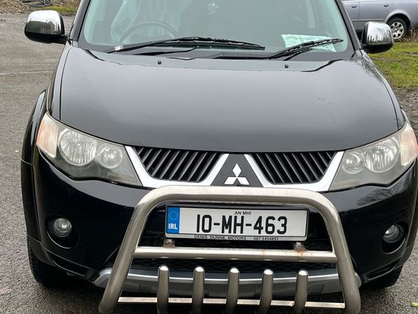 Mitsubishi Outlander SUV, Diesel, 2010, Black