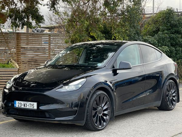 Tesla Model Y SUV, Electric, 2023, Black