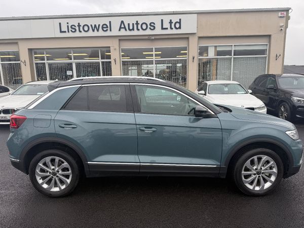 Volkswagen T-Roc Hatchback, Diesel, 2022, Green