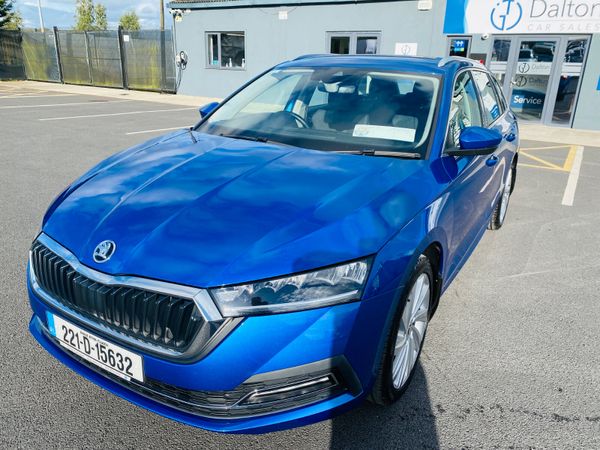 Skoda Octavia Estate, Diesel, 2022, Blue