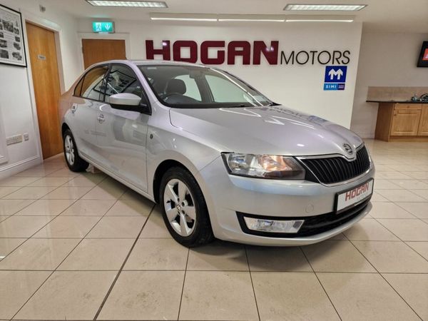 Skoda Rapid Saloon, Petrol, 2014, Silver