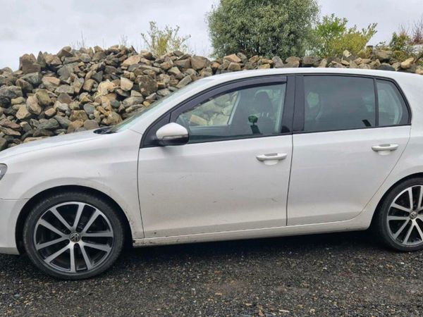 Volkswagen Golf Hatchback, Diesel, 2011, White