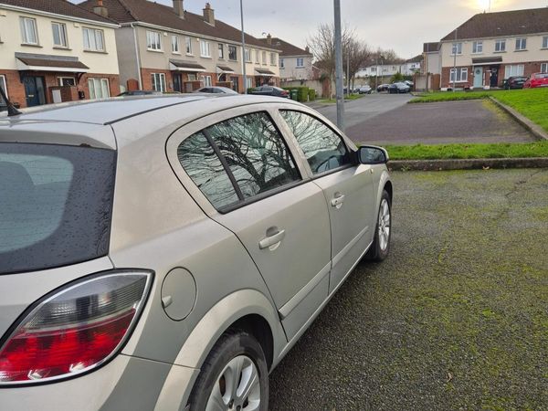Opel Astra Hatchback, Diesel, 2008, Yellow