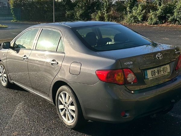 Toyota Corolla Saloon, Diesel, 2008, Grey