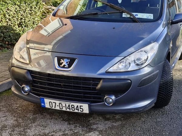 Peugeot 307 Hatchback, Petrol, 2007, Grey