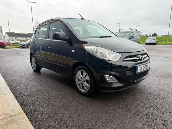 Hyundai i10 Hatchback, Petrol, 2011, Black