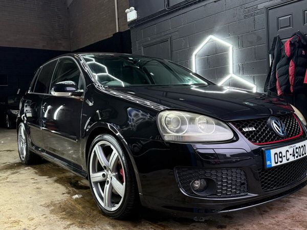 Volkswagen Golf Hatchback, Petrol, 2009, Black