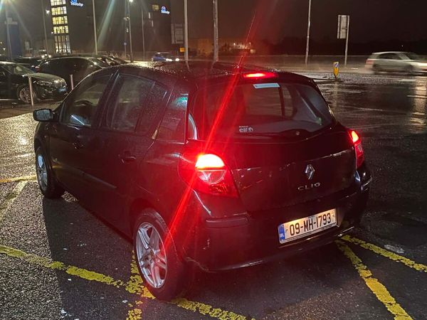 Renault Clio Hatchback, Ethanol Petrol, 2009, Black