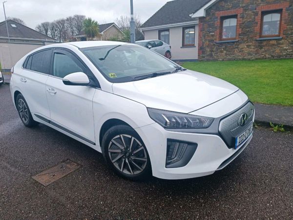 Hyundai IONIQ Hatchback, Electric, 2022, White