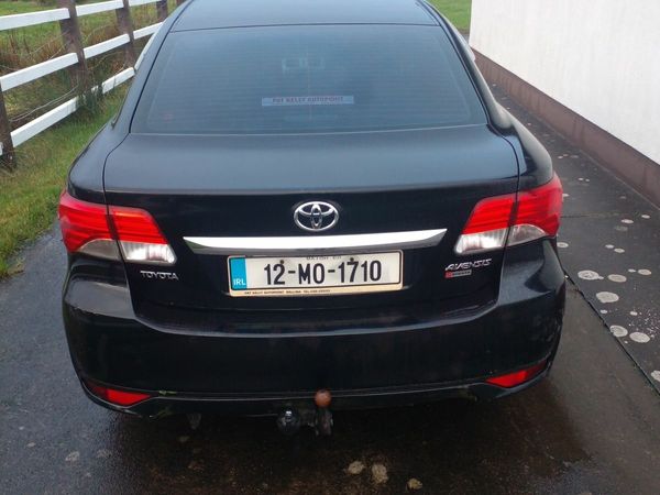 Toyota Avensis Saloon, Diesel, 2012, Black