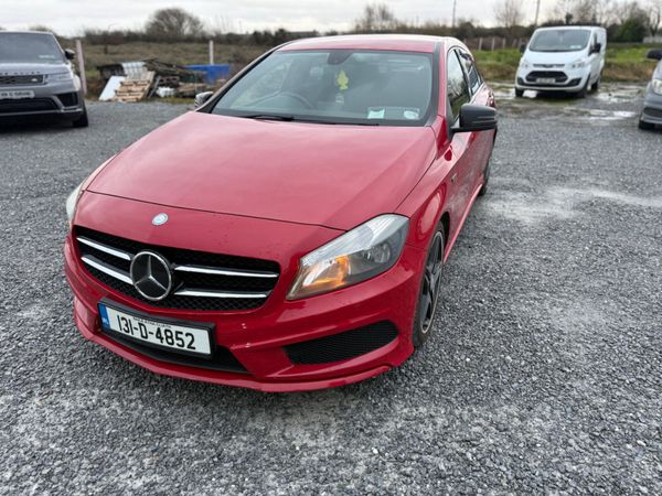 Mercedes-Benz A-Class Hatchback, Diesel, 2013, Red