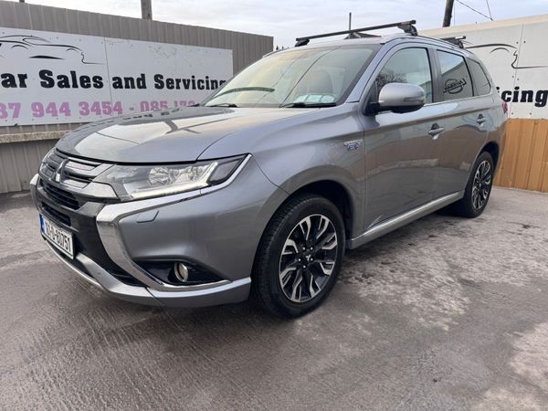Mitsubishi Outlander SUV, Petrol Plug-in Hybrid, 2016, Grey
