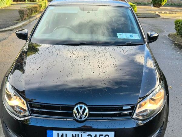 Volkswagen Polo Hatchback, Petrol, 2014, Black