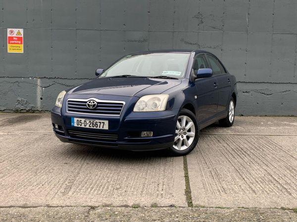 Toyota Avensis Saloon, Petrol, 2005, Blue