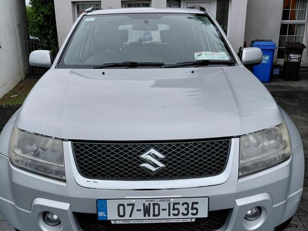 Suzuki Grand Vitara SUV, Petrol, 2007, Silver