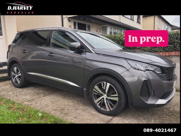 Peugeot 5008 MPV, Diesel, 2021, Grey