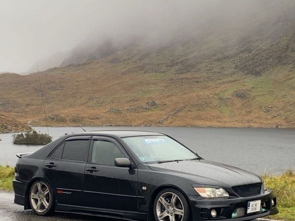 Lexus IS Saloon, Petrol, 2002, Black