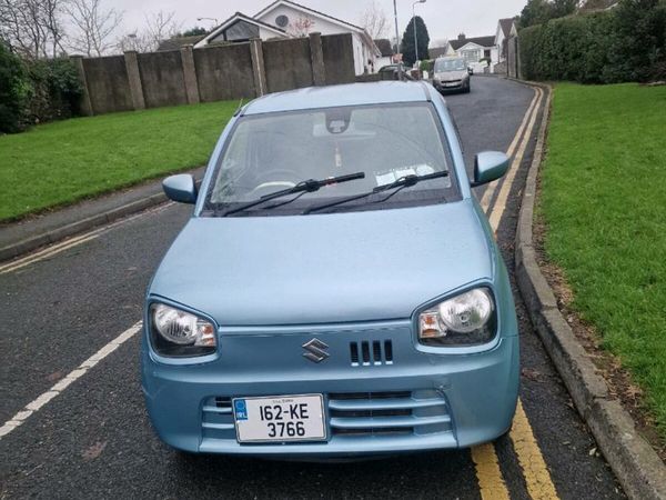 Suzuki Alto Hatchback, Petrol, 2016, Green