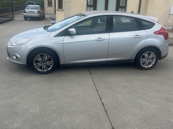 Ford Focus Hatchback, Diesel, 2013, Silver