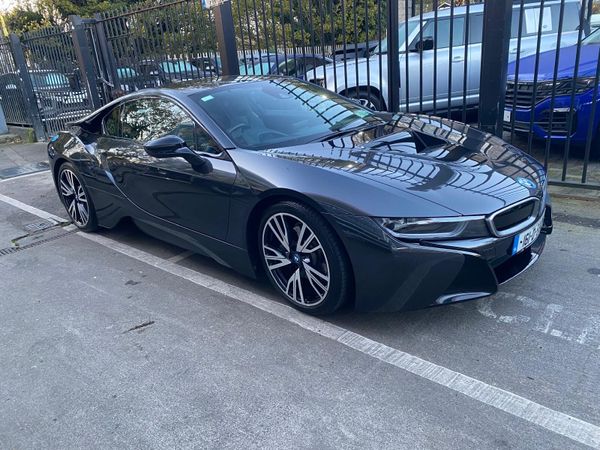 BMW i8 Coupe, Petrol Plug-in Hybrid, 2016, Grey