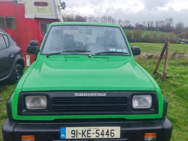 Daihatsu Other Estate, Petrol, 1991, White