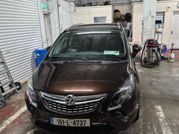 Vauxhall Zafira MPV, Petrol, 2015, Brown