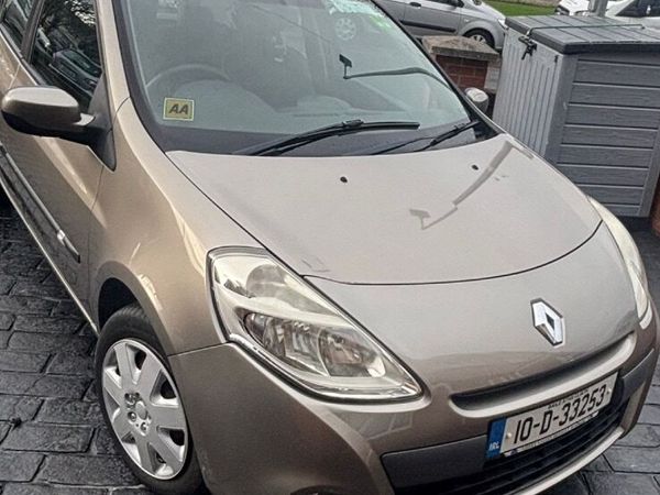 Renault Clio Hatchback, Ethanol Petrol, 2010, Gold