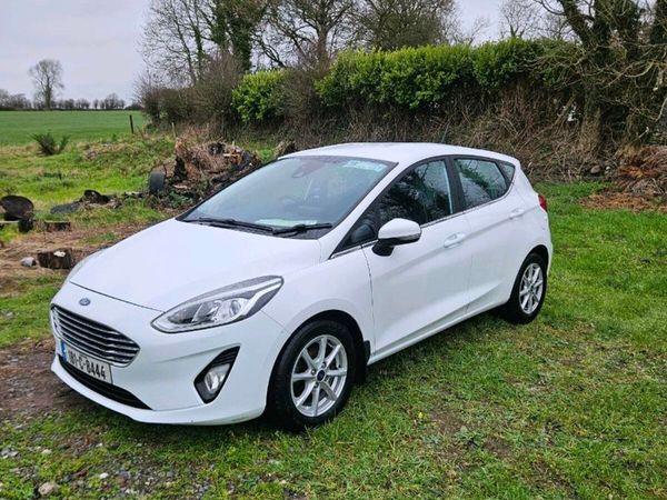 Ford Fiesta Hatchback, Petrol, 2018, White