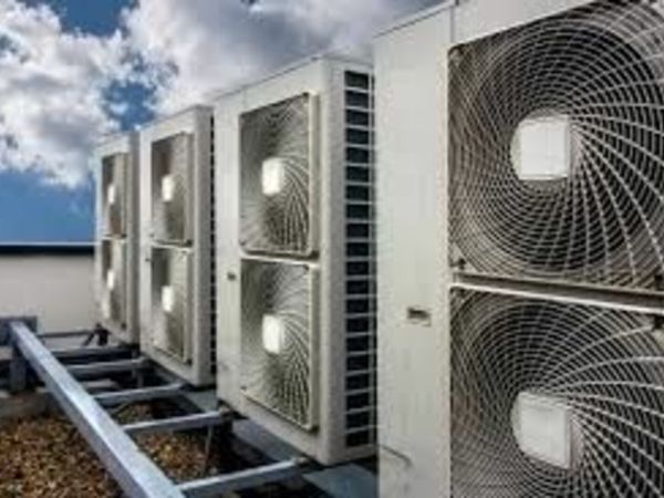 Toyota Corolla Saloon, Diesel, 2014, Bronze