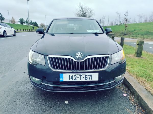 Skoda Superb Saloon, Diesel, 2014, Black
