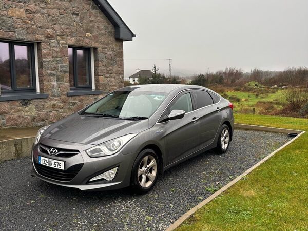 Hyundai i40 Saloon, Diesel, 2013, Silver