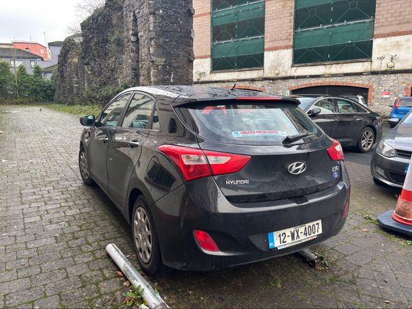 Hyundai i30 Hatchback, Petrol, 2012, Black
