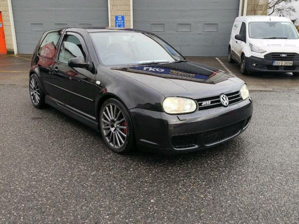 Volkswagen Golf Hatchback, Petrol, 2003, Black