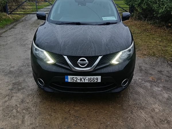 Nissan Qashqai Hatchback, Diesel, 2015, Black