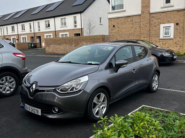 Renault Clio Hatchback, Petrol, 2015, Grey