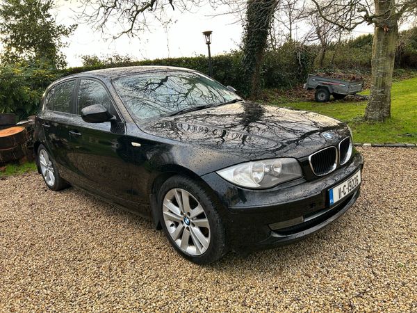 BMW 1-Series Hatchback, Diesel, 2011, Black