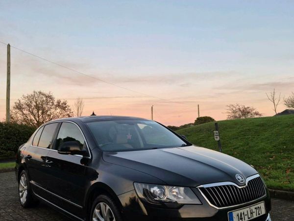 Skoda Superb Saloon, Diesel, 2014, Black