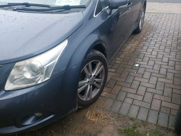Toyota Avensis Estate, Diesel, 2010, Blue