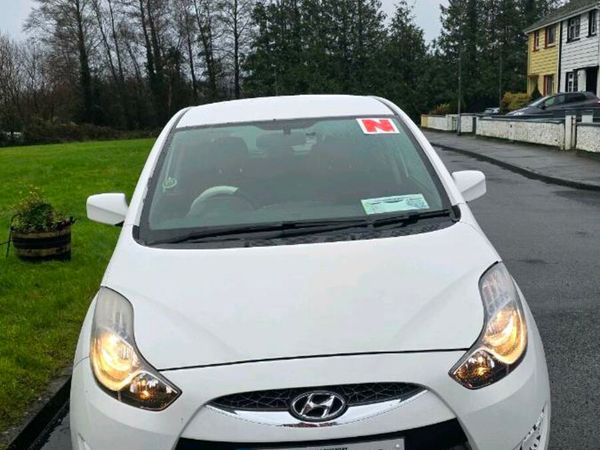 Hyundai ix20 MPV, Petrol, 2012, White