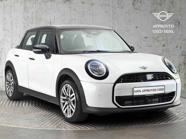 Mini Cooper Hatchback, Petrol, 2025, White