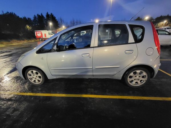 Mitsubishi Colt Hatchback, Petrol, 2006, Blue