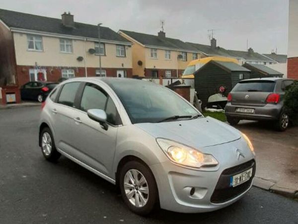 Citroen C3 Hatchback, Petrol, 2011, Silver