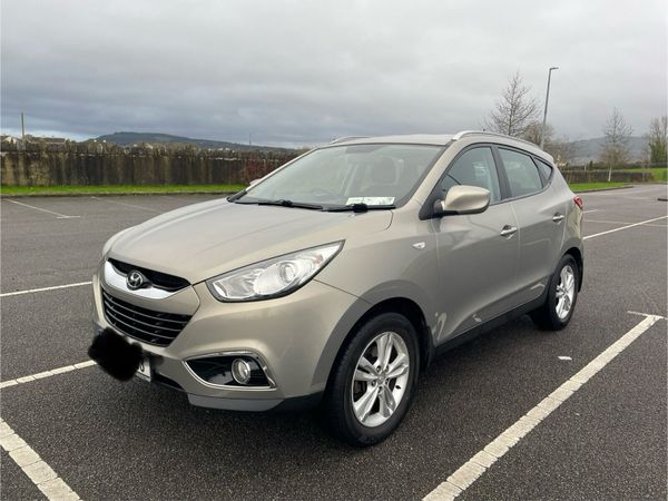 Hyundai ix35 SUV, Diesel, 2011, Silver