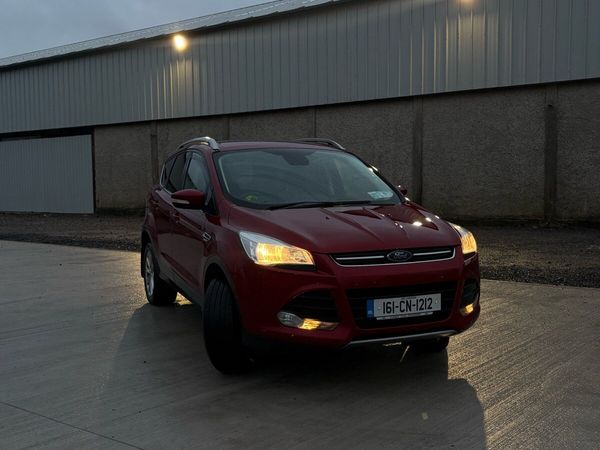 Ford Kuga SUV, Diesel, 2016, Red