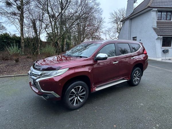 Mitsubishi Shogun SUV, Diesel, 2019, Red