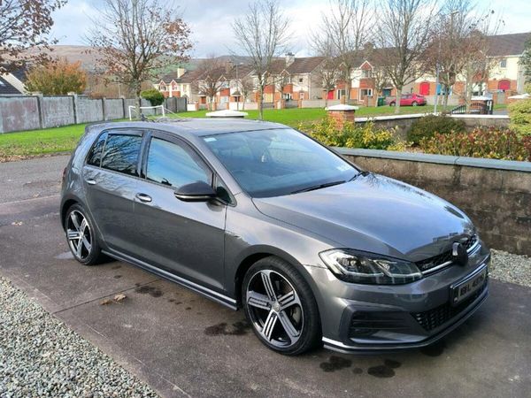 Volkswagen Golf Hatchback, Diesel, 2018, Grey