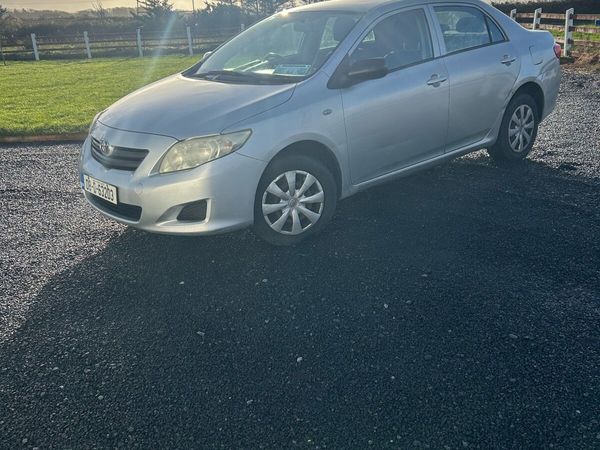 Toyota Corolla Saloon, Petrol, 2008, Silver