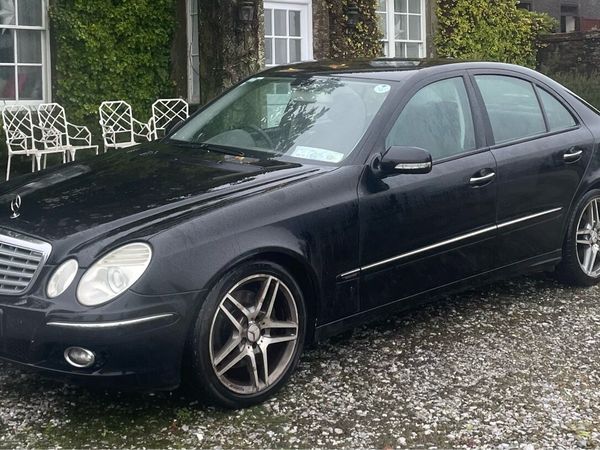 Mercedes-Benz E-Class Saloon, Petrol, 2008, Black